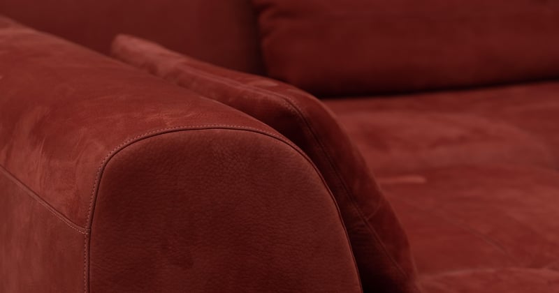Réparer un meuble avec une petite pièce sur mesure