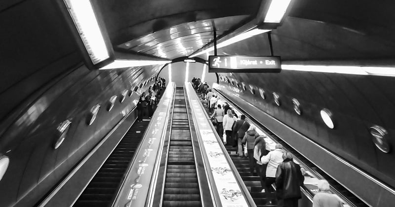 Prix d’un monte-escalier Stannah neuf : le guide complet pour bien budgeter