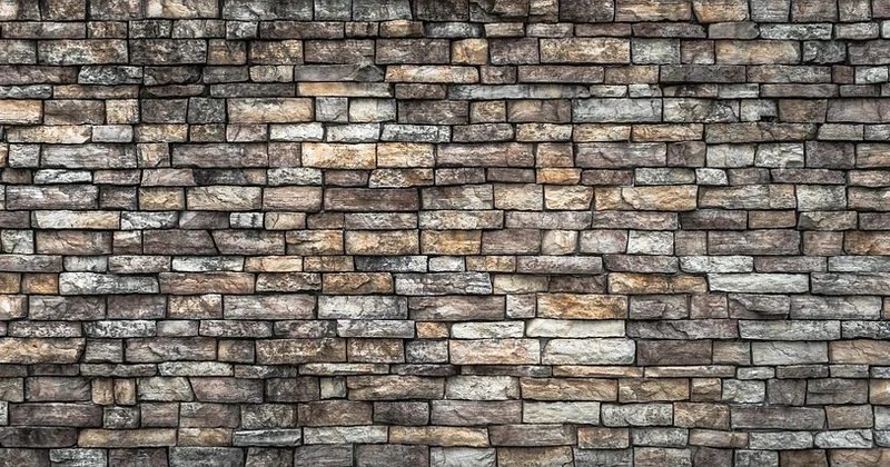 Béton, brique, bois : le mur décide de tout